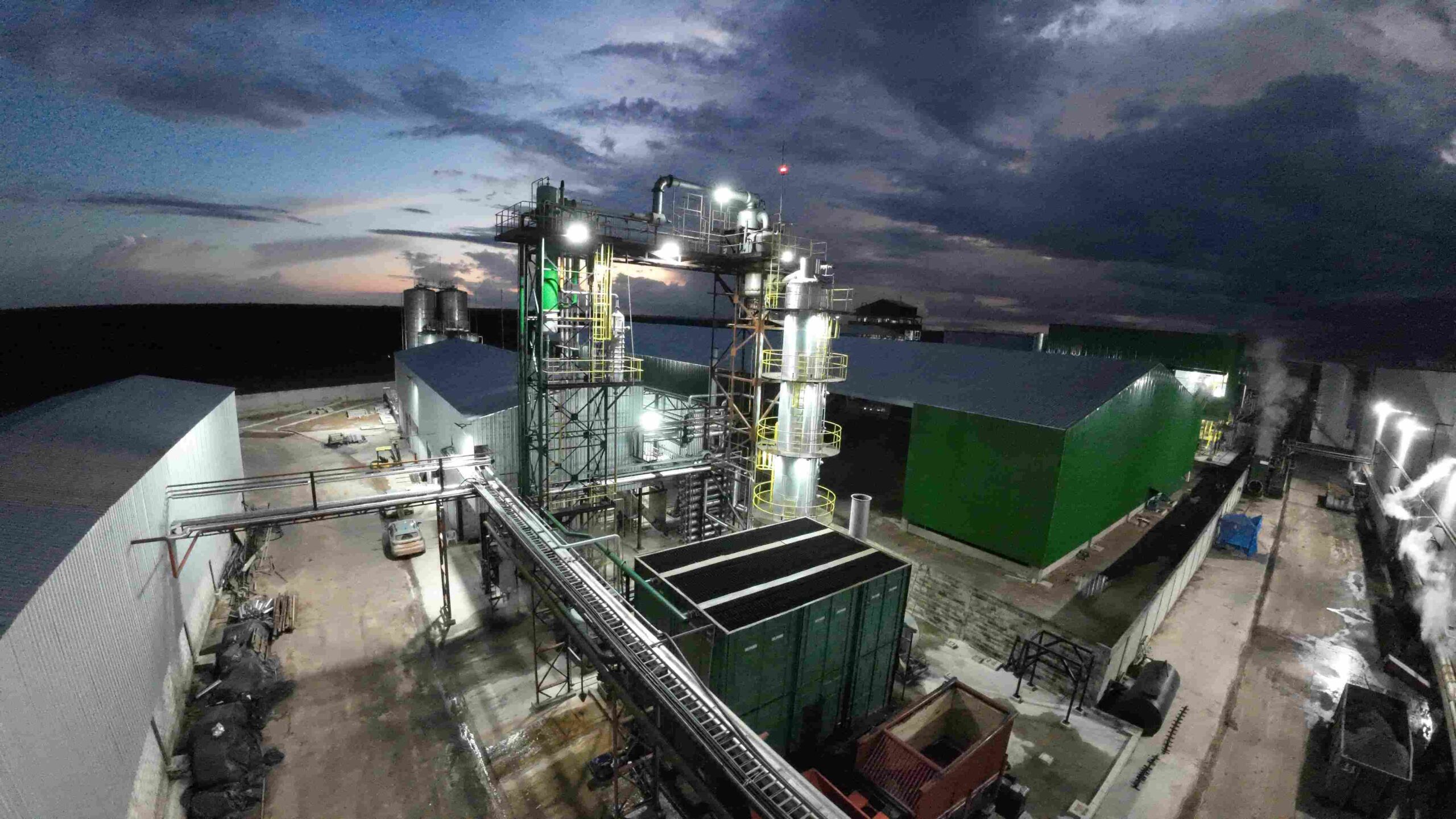 Sistema industrial de vácuo, evaporação e condensação aplicado à indústria de alimentos e bebidas